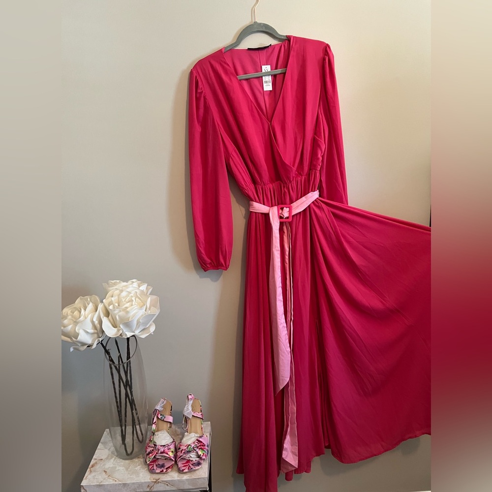 New York & Co Pink Wrap Long Sleeve Maxi Dress with belt. Flattering for Plus.